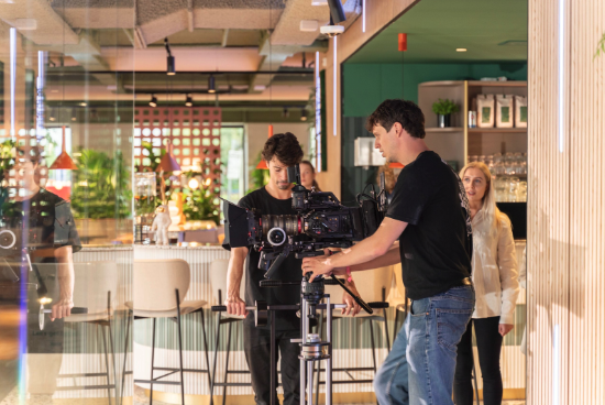 behind the scenes van een videoshoot